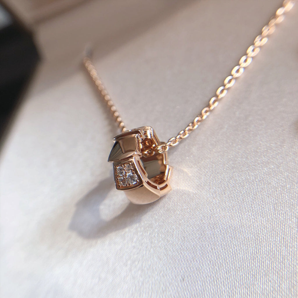 [Clover Jewelry]セルペンティ ペンダント ダイヤモンド ピンクゴールド ネックレス