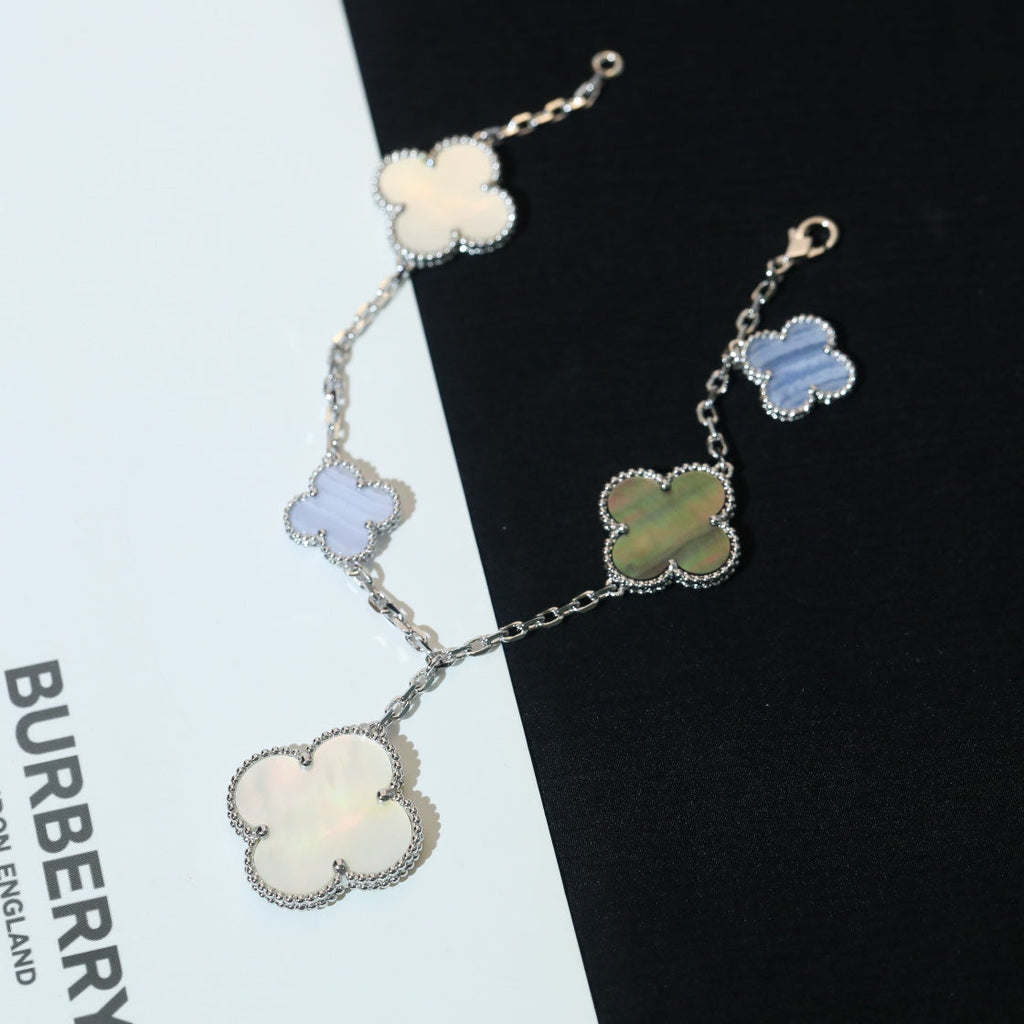 [Clover Jewelry]CLOVER BRACELET 5 MOTIFS MOP CHALCEDONY SILVER