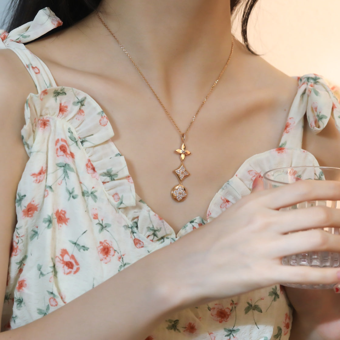 [Clover Jewelry]星と太陽のダイヤモンドピンクゴールドネックレス