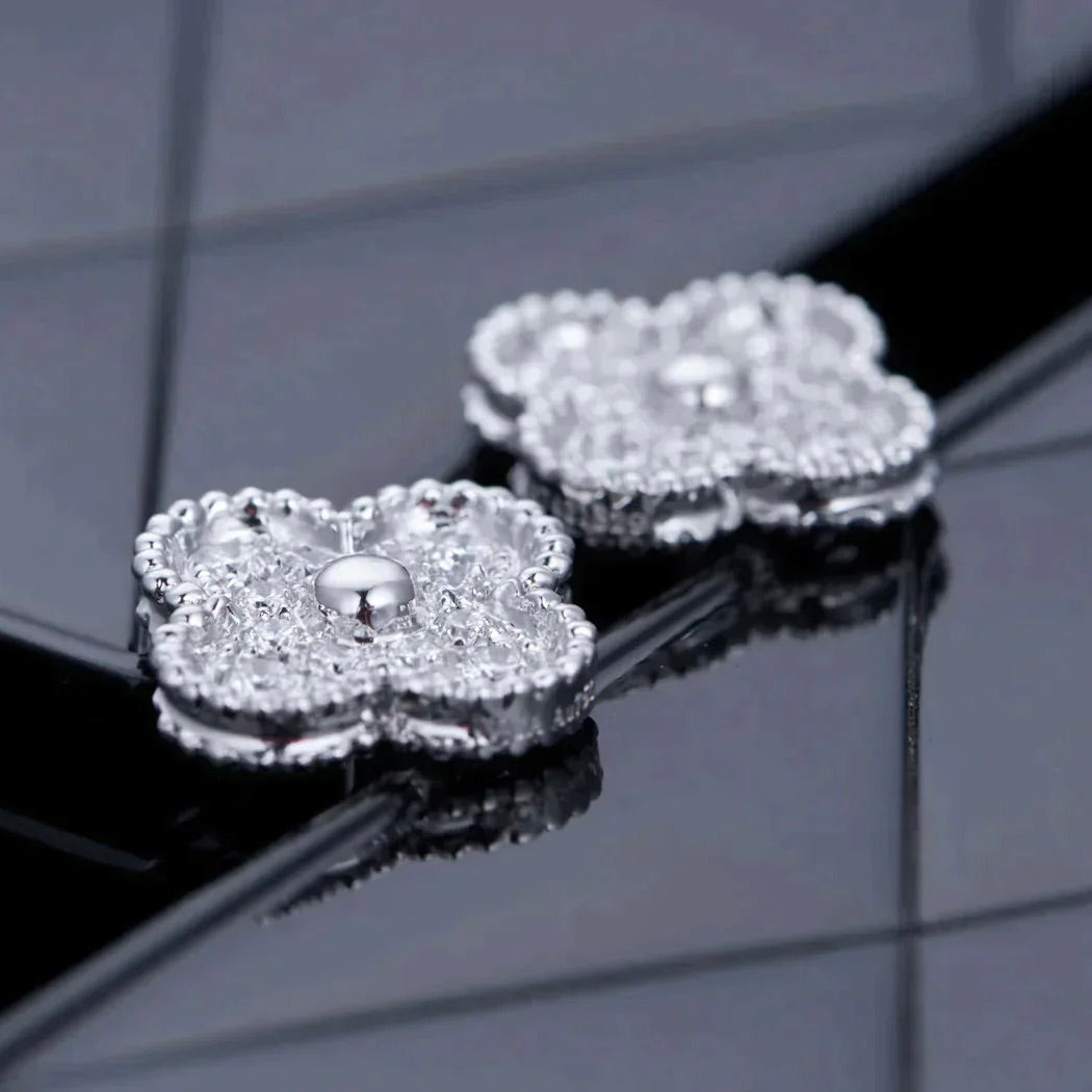 [Clover Jewelry]CLOVER 1 MOTIFS DIAMOND STUD EARRINGS SILVER