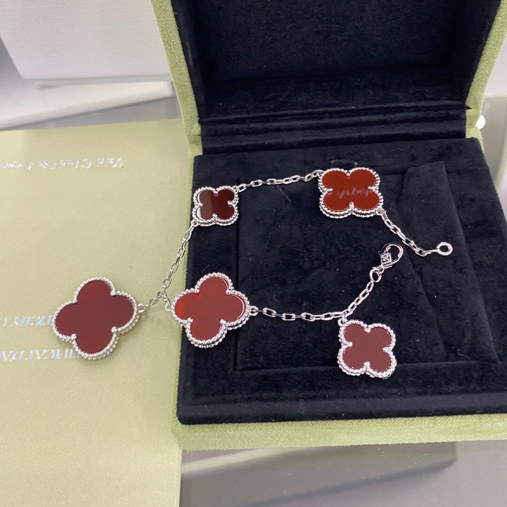 [Clover Jewelry]CLOVER 5 MOTIFS SIVLER CARNELIAN BRACELET