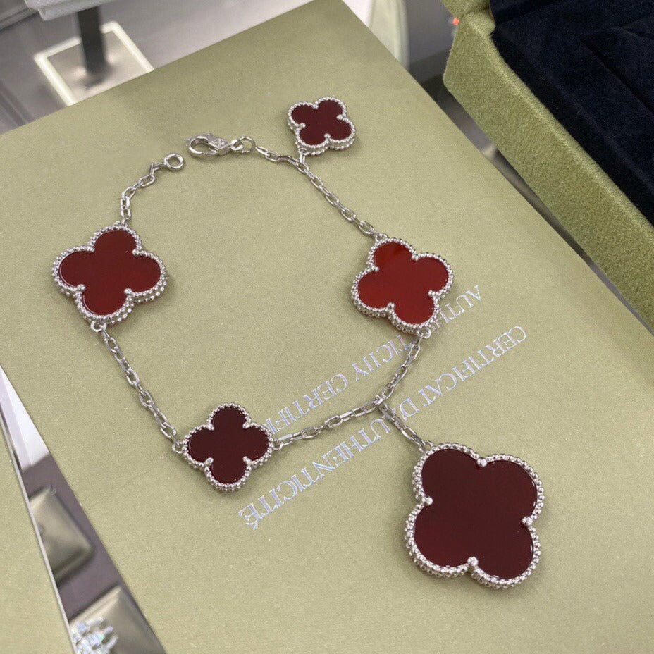 [Clover Jewelry]CLOVER 5 MOTIFS SIVLER CARNELIAN BRACELET