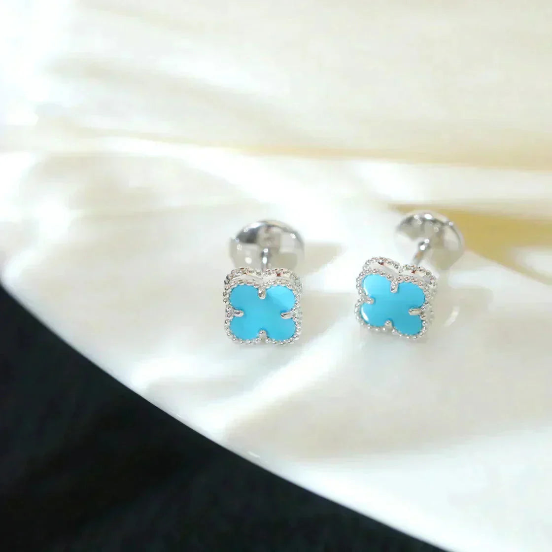 [Clover Jewelry]CLOVER MINI 9.5MM ONYX STUD EARRINGS SILVER