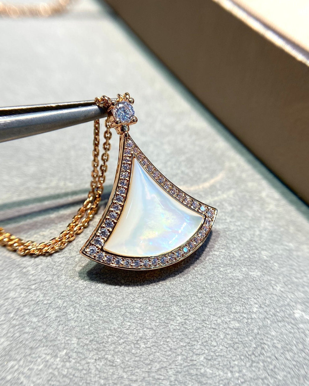 [Clover Jewelry]DREAM MOP DIAMOND PAVED PINK GOLD NECKLACE