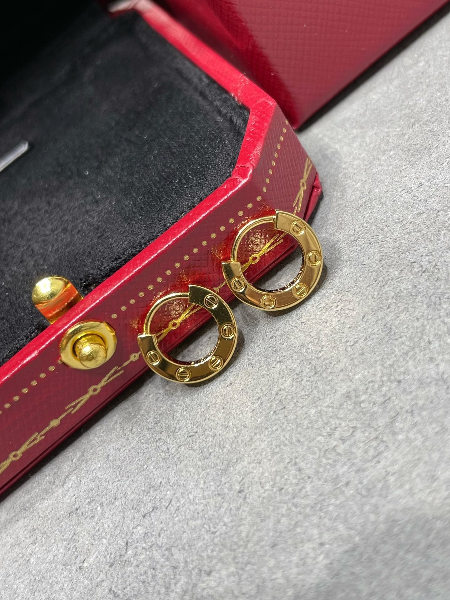 [Clover Jewelry]LOVE MINI EARRINGS