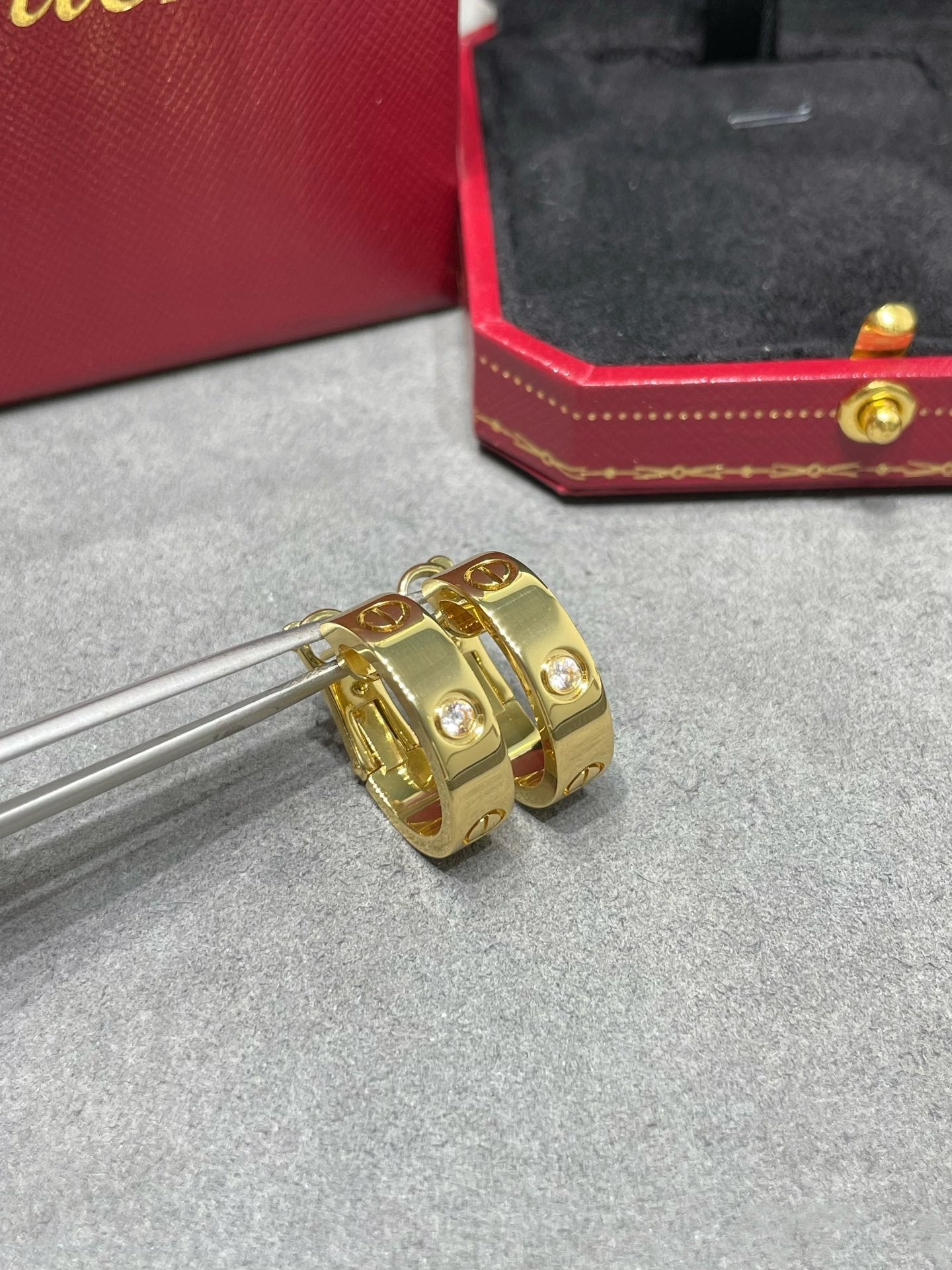 [Clover Jewelry]LOVE 5.5MM 1 DIAMOND EARRINGS