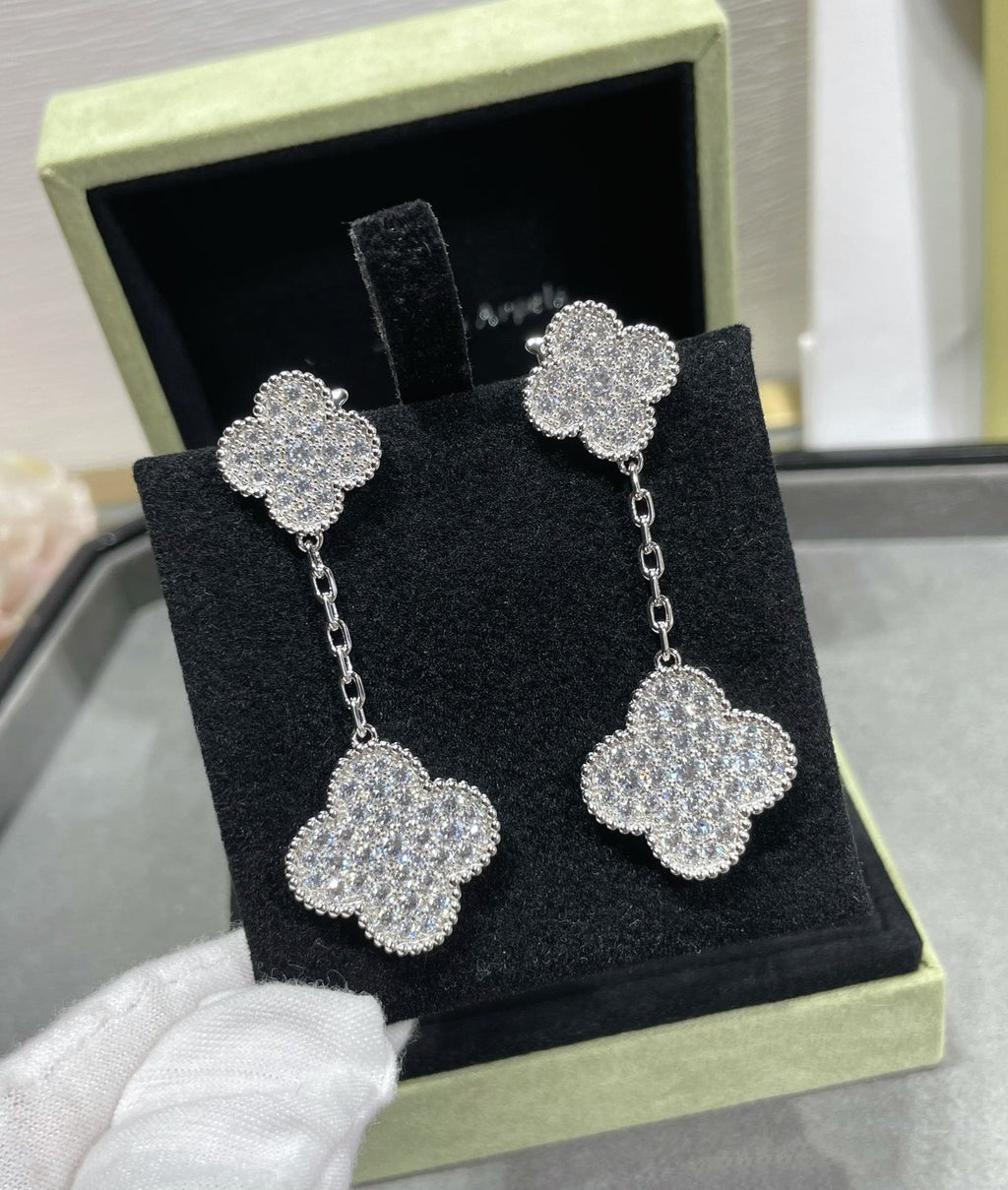 [Clover Jewelry]CLOVER 2 MOTIFS DIAMOND PAVED SILVER EARRINGS
