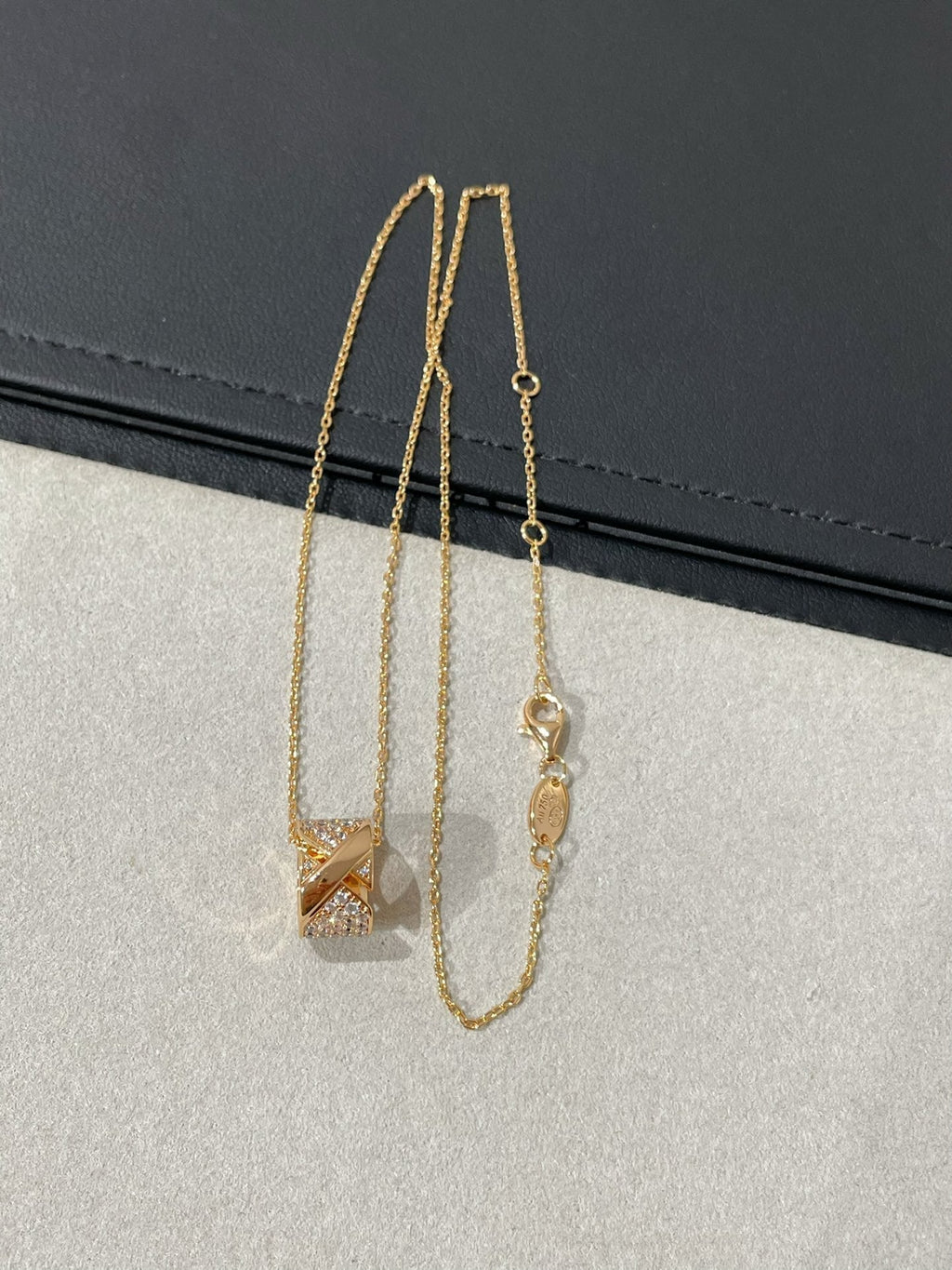 [Clover Jewelry]LIENS EVIDENCE DIAMOND PAVED NECKLACE