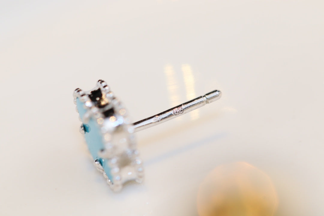 [Clover Jewelry]CLOVER MINI TURQUOISE SILVER STUD EARRINGS