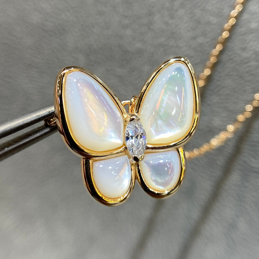 [Clover Jewelry]SCHMETTERLING PERLMUTT DIAMANT HALSKETTE