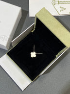 [CLOVER JEWELRY]クローバー ミディアム シルバーホワイトマザーオブパール ネックレス