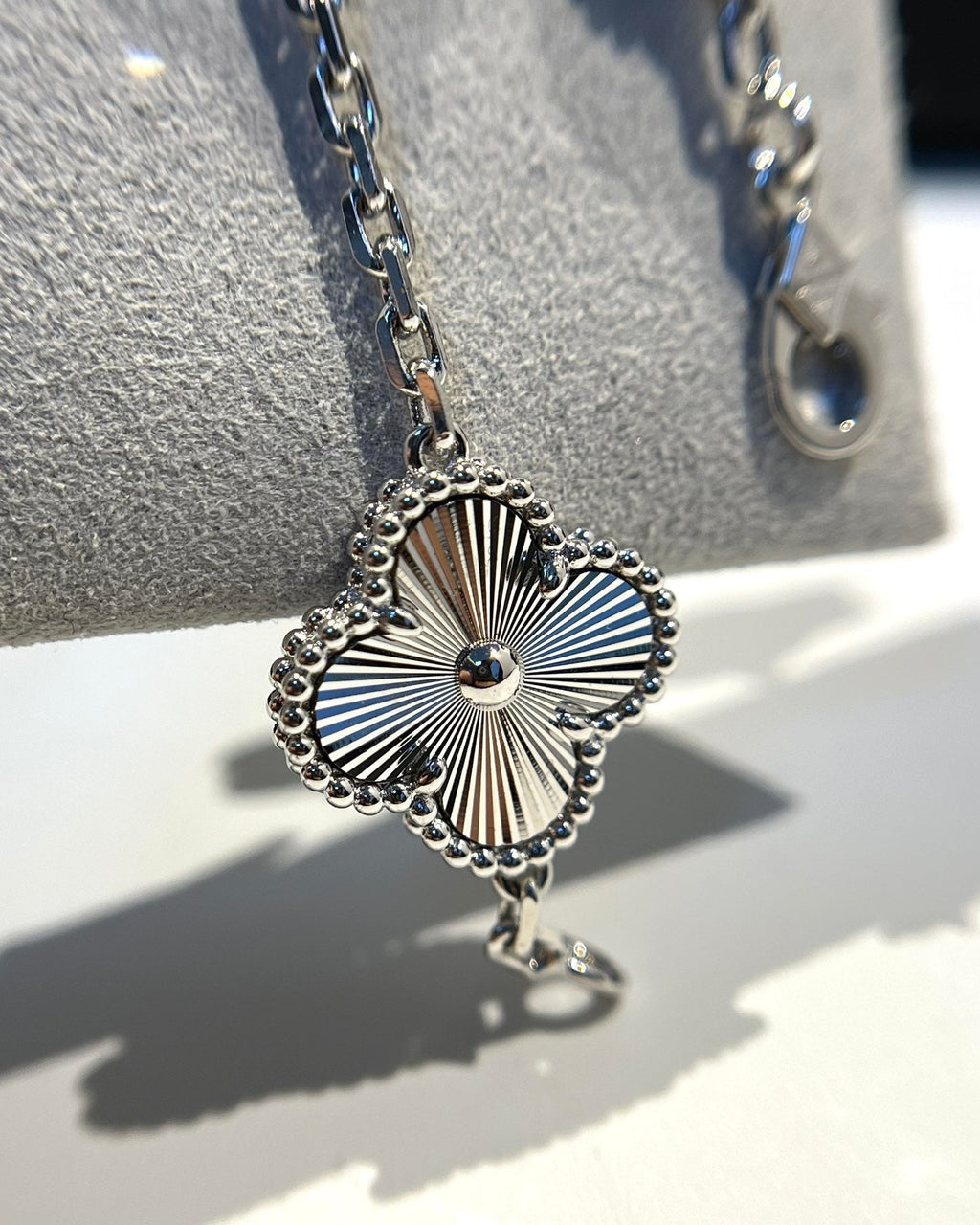 [Clover Jewelry]CLOVER 5 MOTIVE SILBER DIAMANT ARMBAND