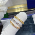 [Clover Jewelry]BEE LOVE DIAMOND PAVED SMALL RING