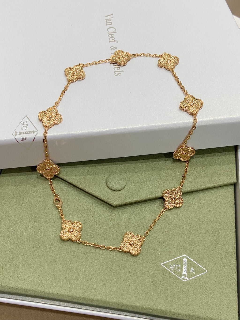 [Clover Jewelry]CLOVERS THE 10-MOTIFS NECKLACE