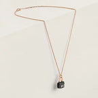 {"product_name": "[Clover Jewelry] Damen HM Amulette Constance Anhänger Halskette"}