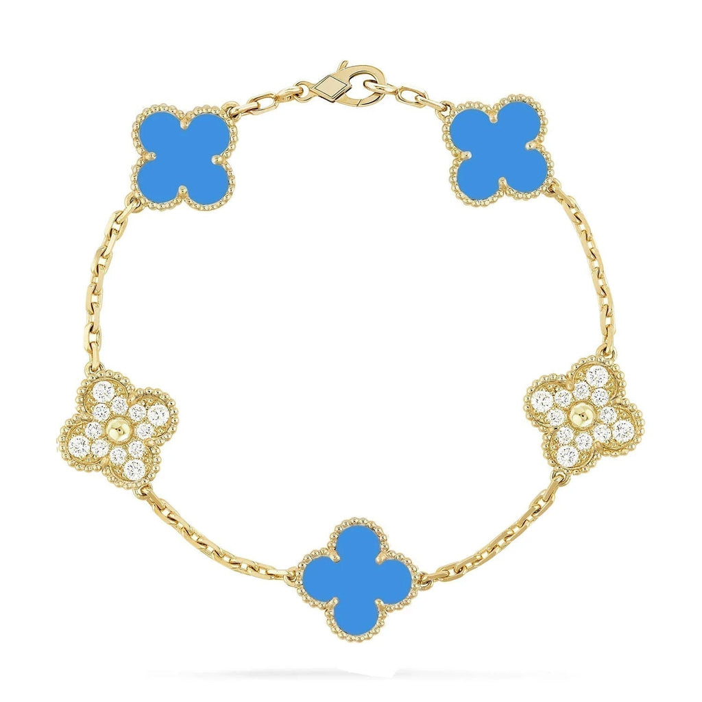```json
[
  {
    "translatedText": "[Clover Jewelry]CLOVER 5 MOTIVE BLAUER CHALZEDON DIAMANT GOLDARMREIF"
  }
]
```