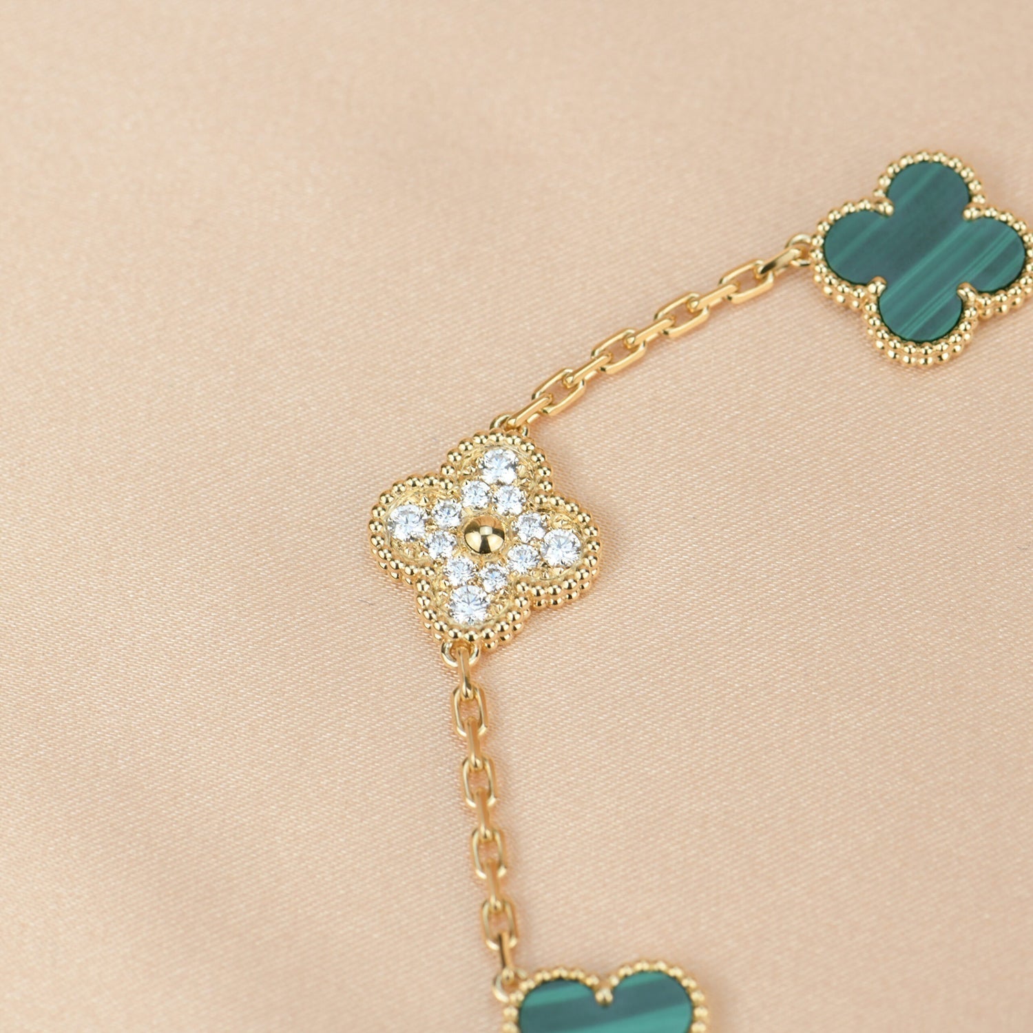 [Clover Jewelry]CLOVER  5 MOTIF MALACHITE DIAMOND BRACELET