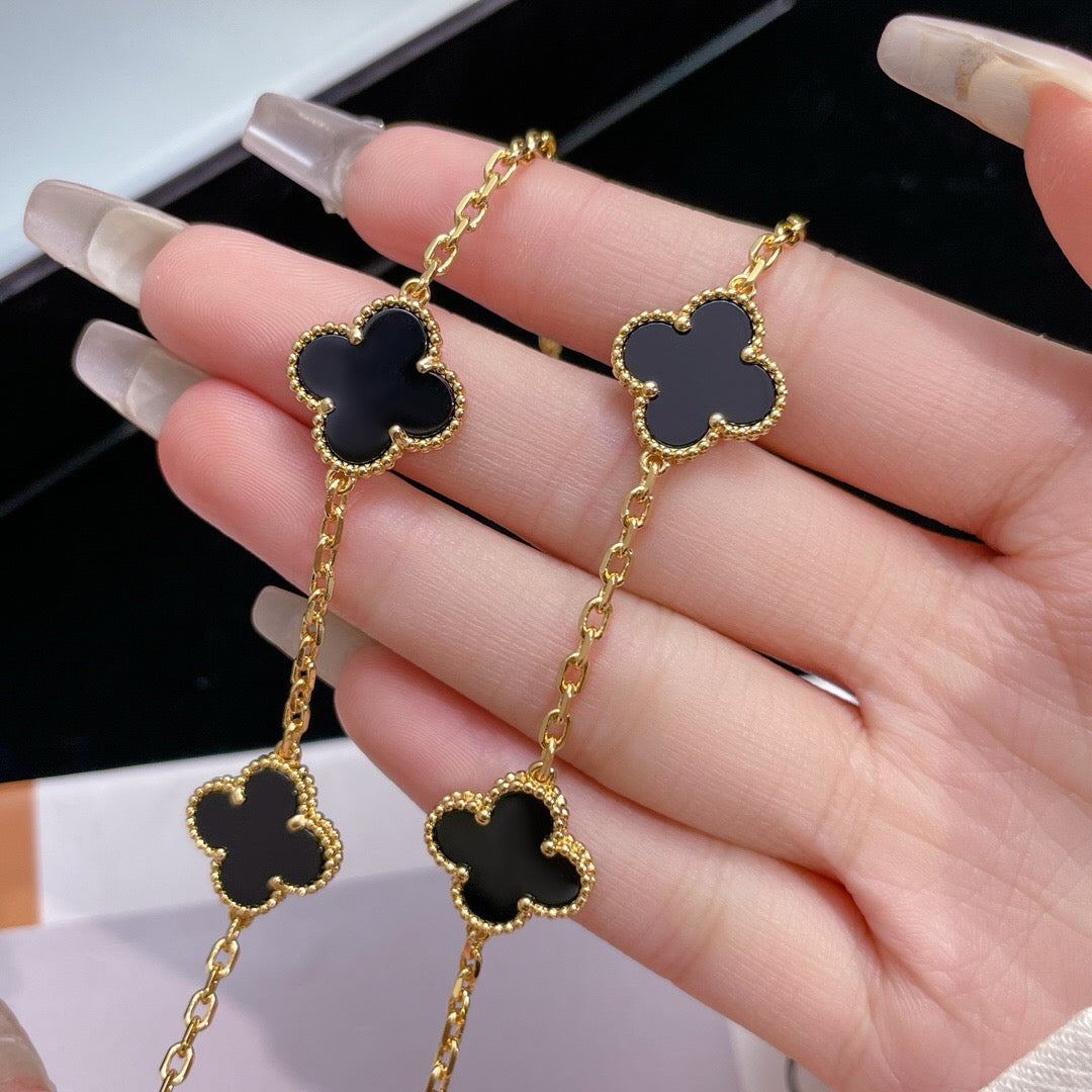 [Clover Jewelry]CLOVERS THE 10-MOTIFS ONYX NECKLACE