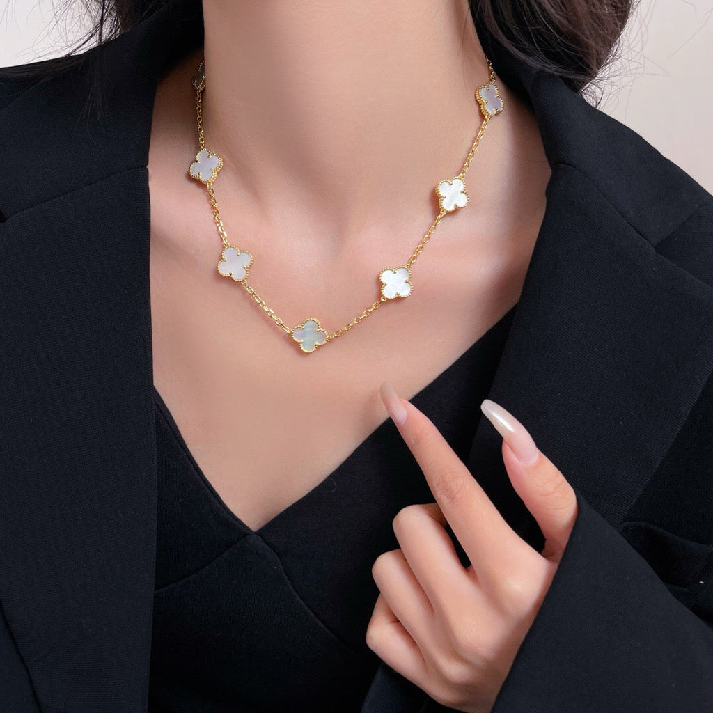 [Clover Jewelry]CLOVERS THE 10-MOTIFS WHITE MOTHER OF PEARL NECKLACE