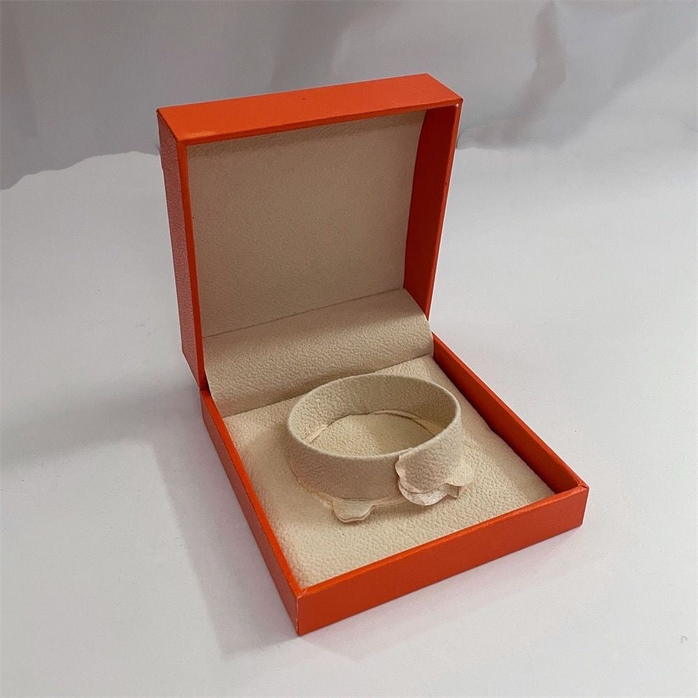 [Clover Jewelry]HM BRACELET NECKLACE RING BOX GIFT BAG