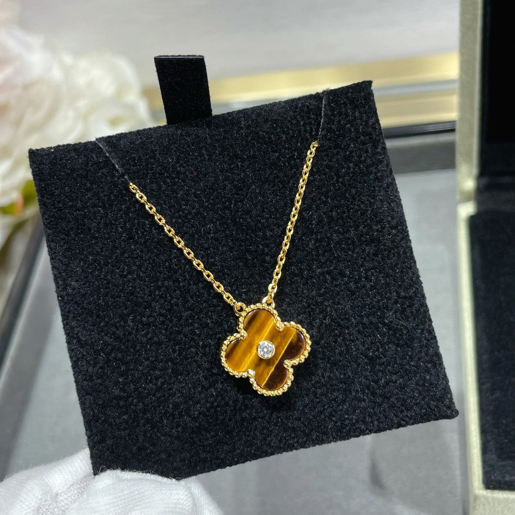 [Clover Jewelry]CLOVER 15MM DIAMOND AND YELLOW TIGER'S EYE AGATE necklace