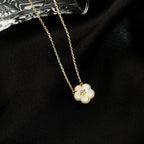 [Clover Jewelry]LUCKY  WHITE MOP  PLUM BLOSSOM NECKLACE