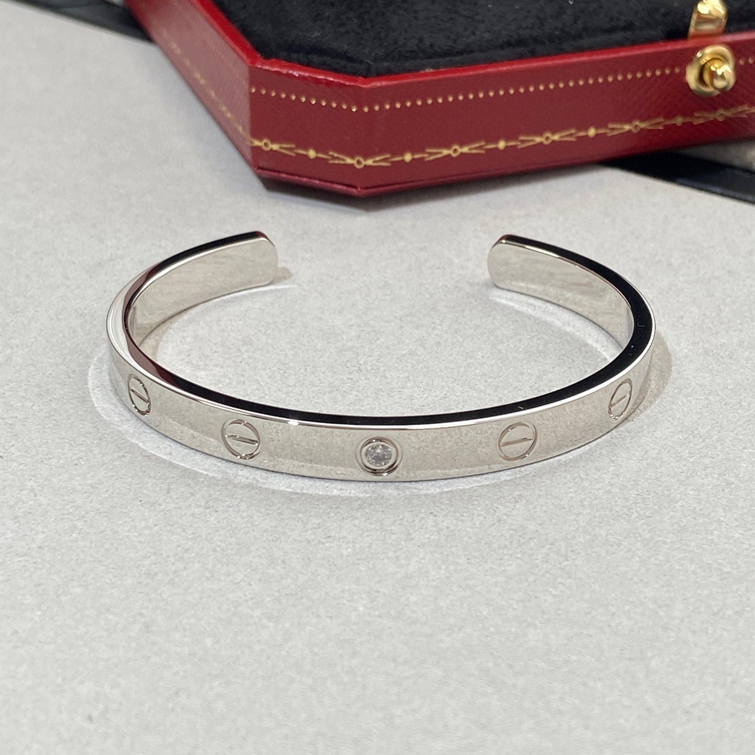[Clover Jewelry]LOVE BRACELET 6.1MM 1 DIAMOND OPEN CUFF