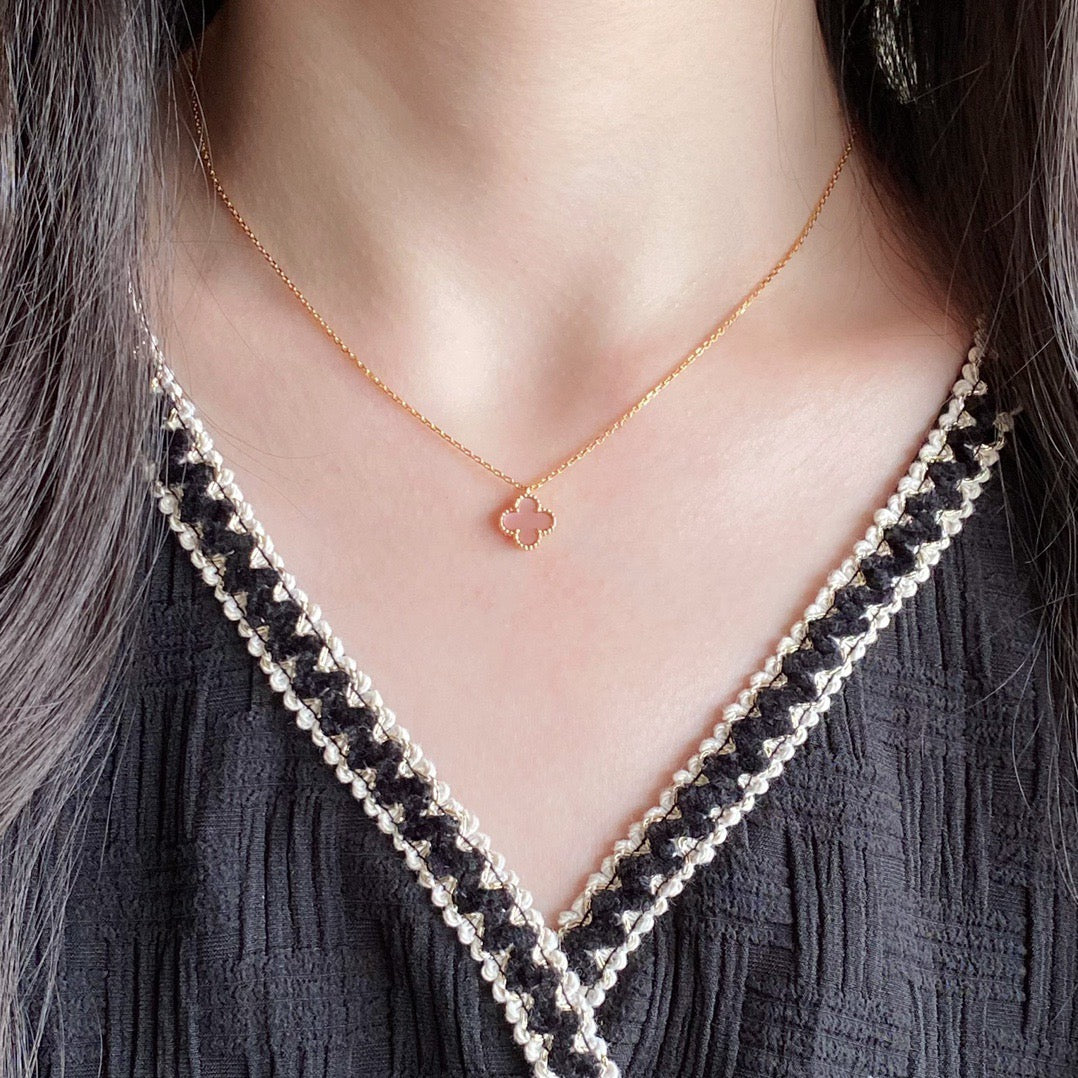 [Clover Jewelry]CLOVER 15MM PINK MOTHER-OF-PEARL SINGLE FLOWER NECKLACE