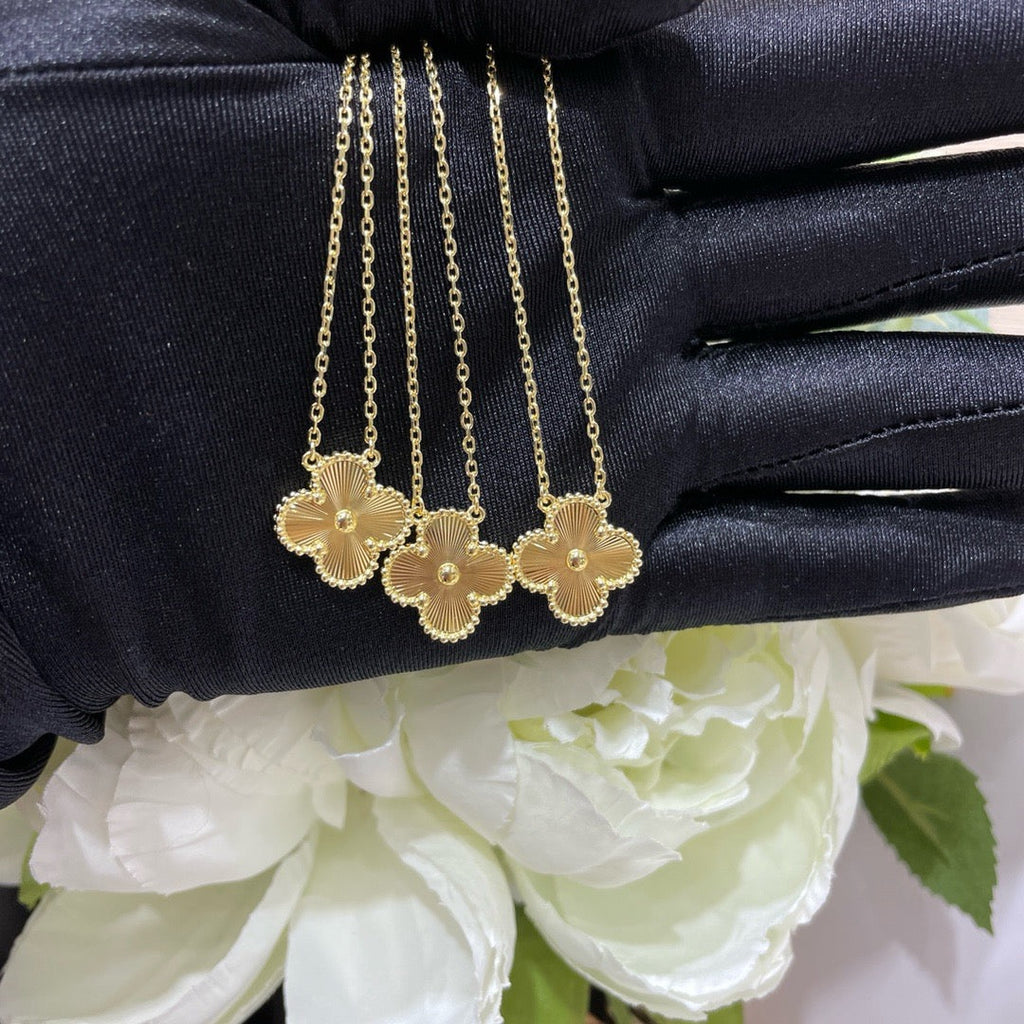 [Clover Jewelry]クローバー 15MM レーザーネックレス