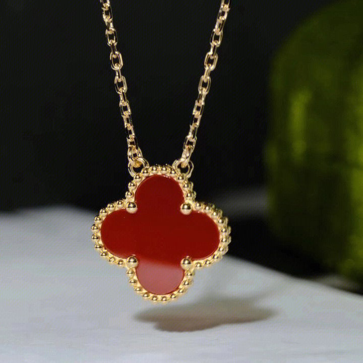 [Clover Jewelry]CLOVER 15MM CARNELIAN EINZELBLUMEN-HALSKETTE