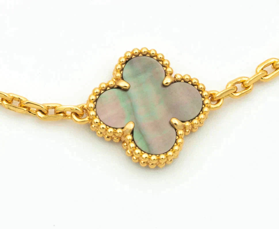 [Clover Jewelry]CLOVER 5 MOTIF GRAY MOP DIAMOND BRACELET