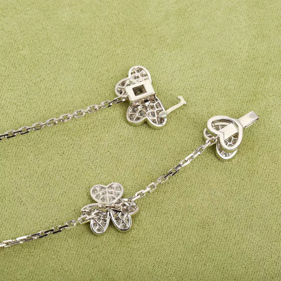 [Clover Jewelry]FRIVOLE SILVER 9 FLOWERS NECKLACE
