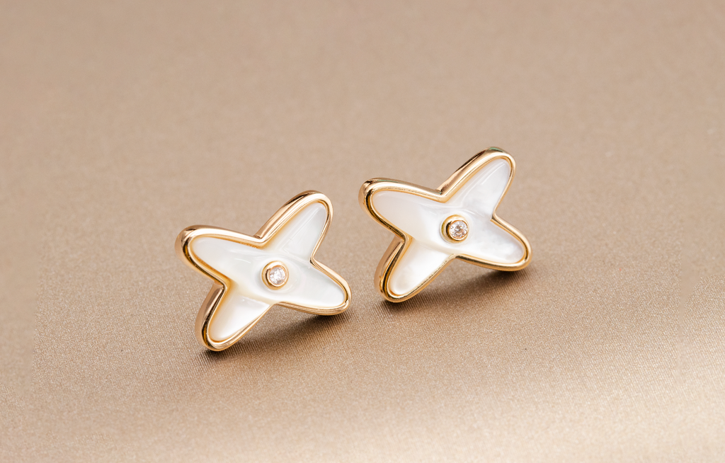[Clover Jewelry]JEUX DE WHITE MOP PINK GOLD DIAMOND EARRINGS