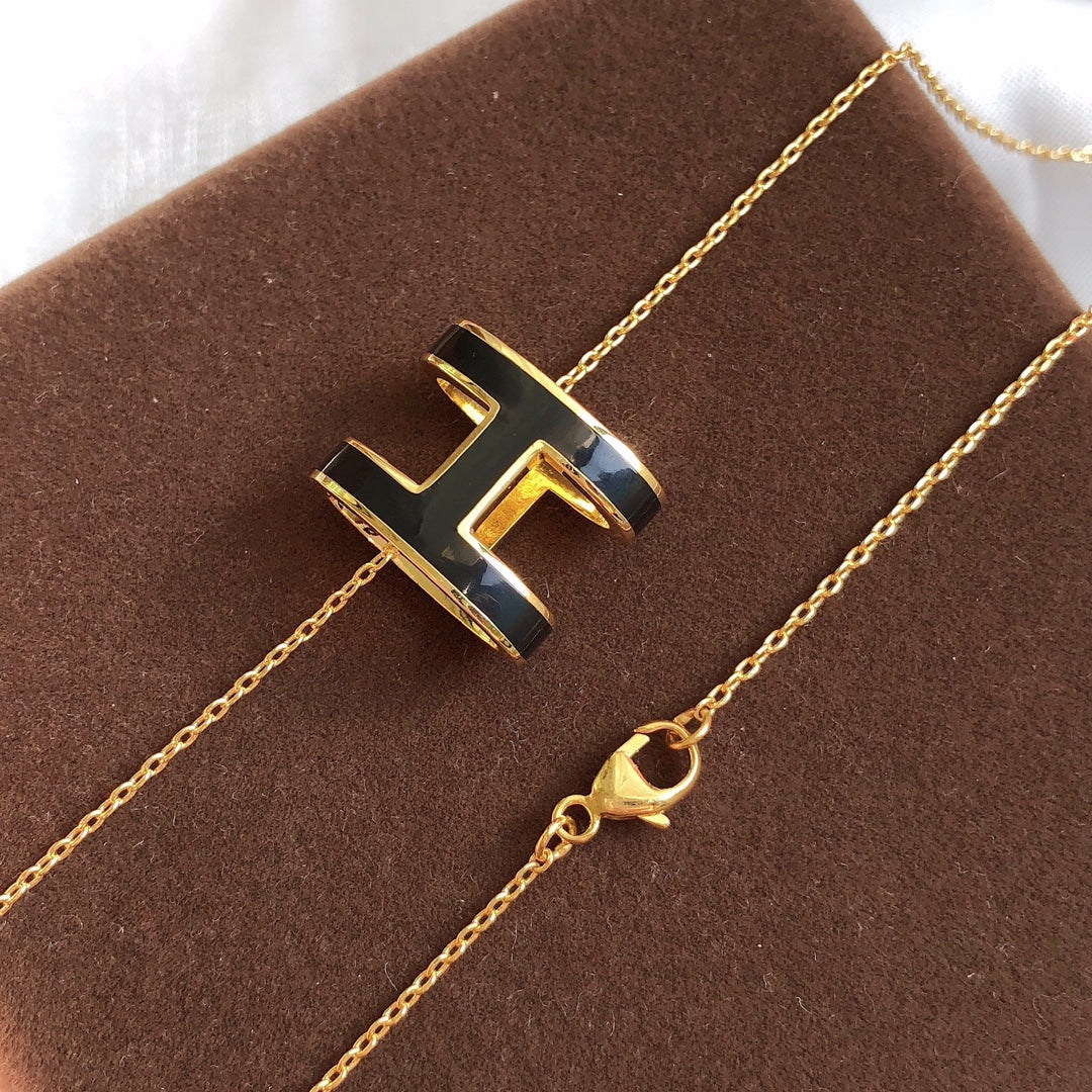 [Clover Jewelry]HM CLIC BLACK ENAMEL GOLD NECKLACE