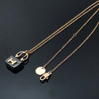{"product_name": "[Clover Jewelry] Damen HM Amulette Constance Anhänger Halskette"}