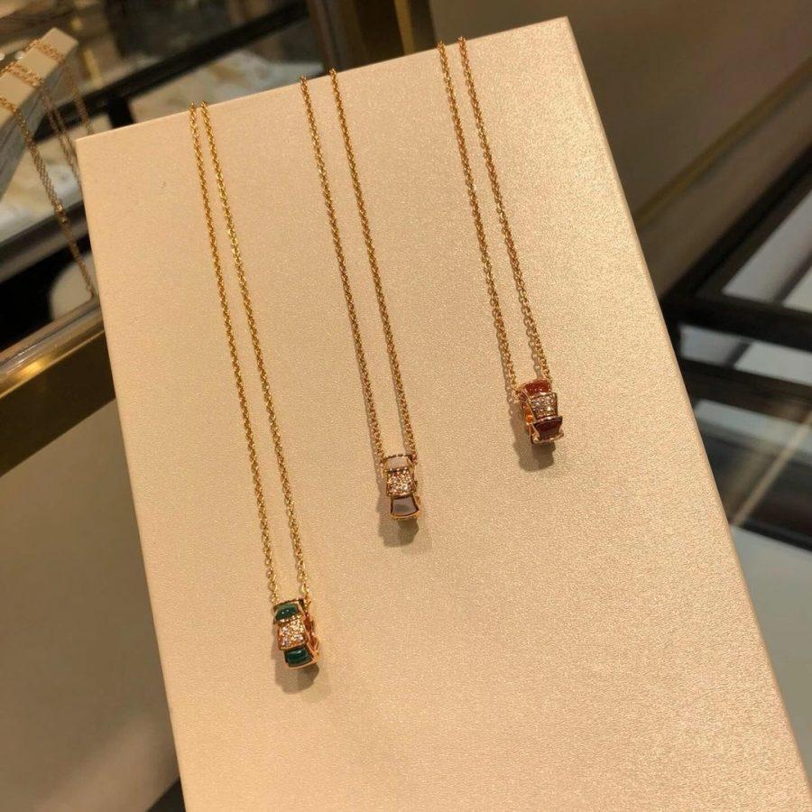 [クローバージュエリー]セルペンティ ダイヤモンドペンダントネックレス