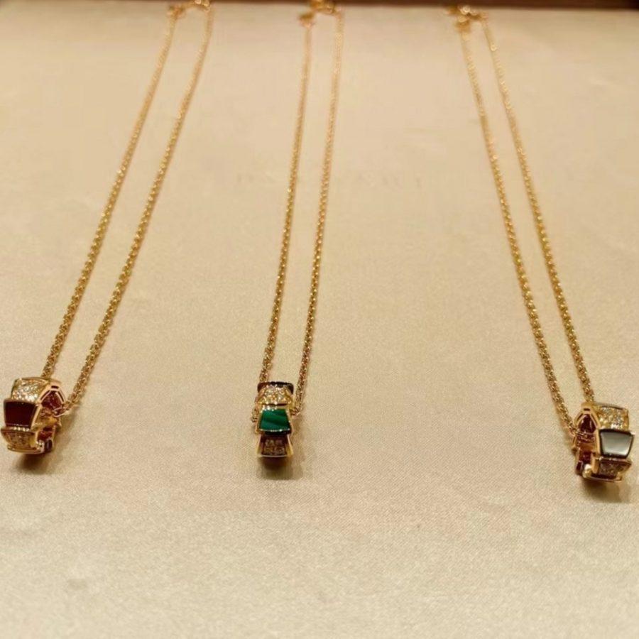 [クローバージュエリー]セルペンティ ダイヤモンドペンダントネックレス