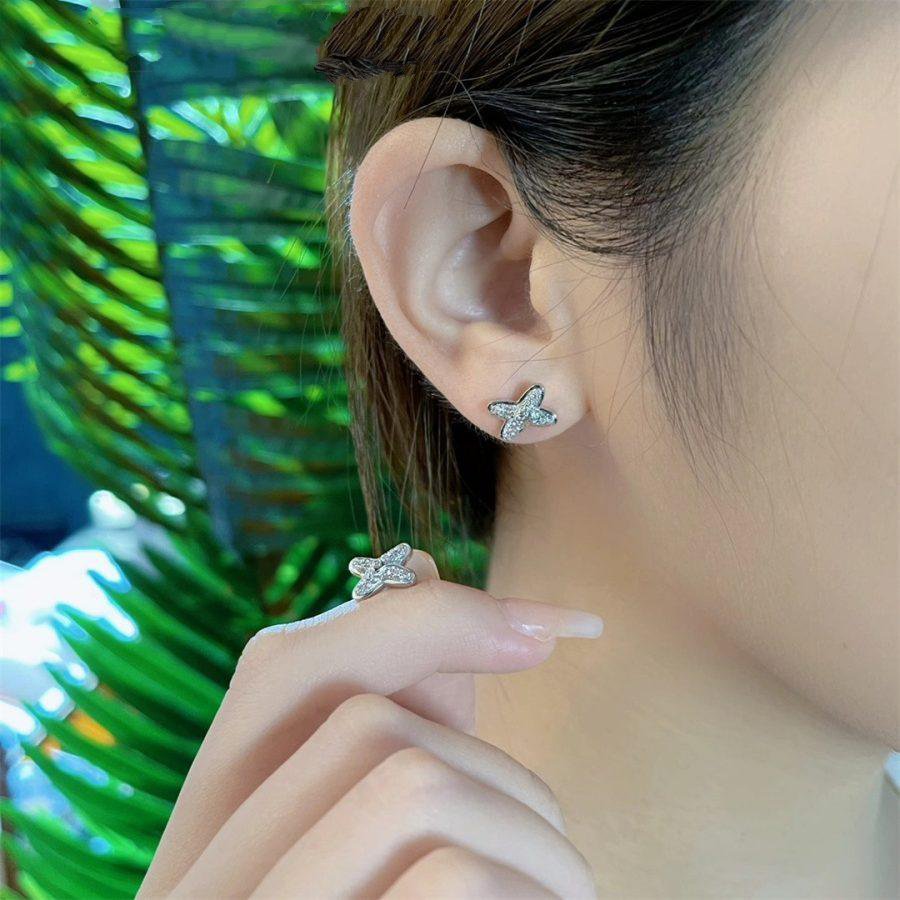 [Clover Jewelry]JEUX DE SILVER DIAMOND EARRINGS