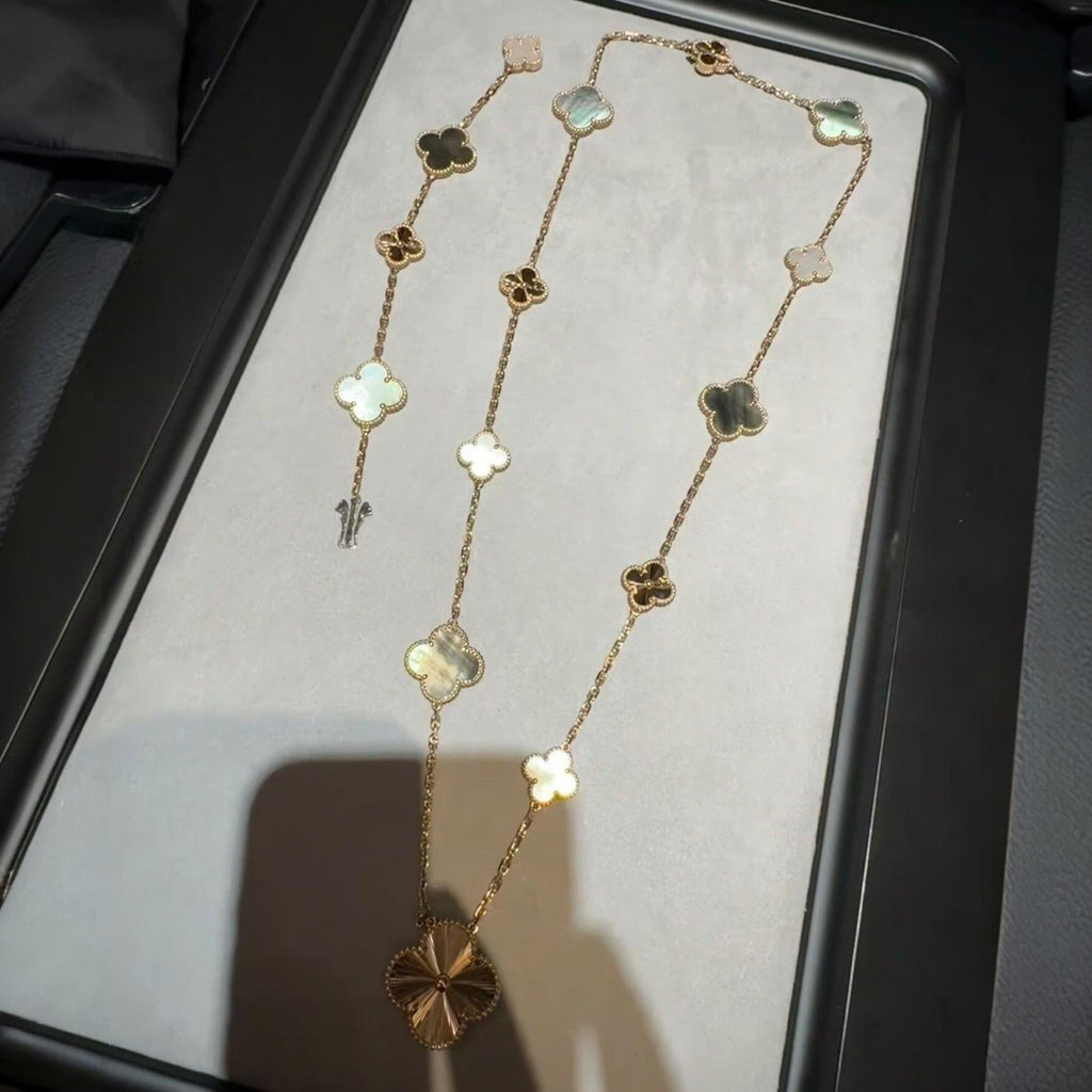 [Clover Jewelry]DETACHABLE CLOVER 15(11+4) FLOWER ROSE GOLD NECKLACE SET