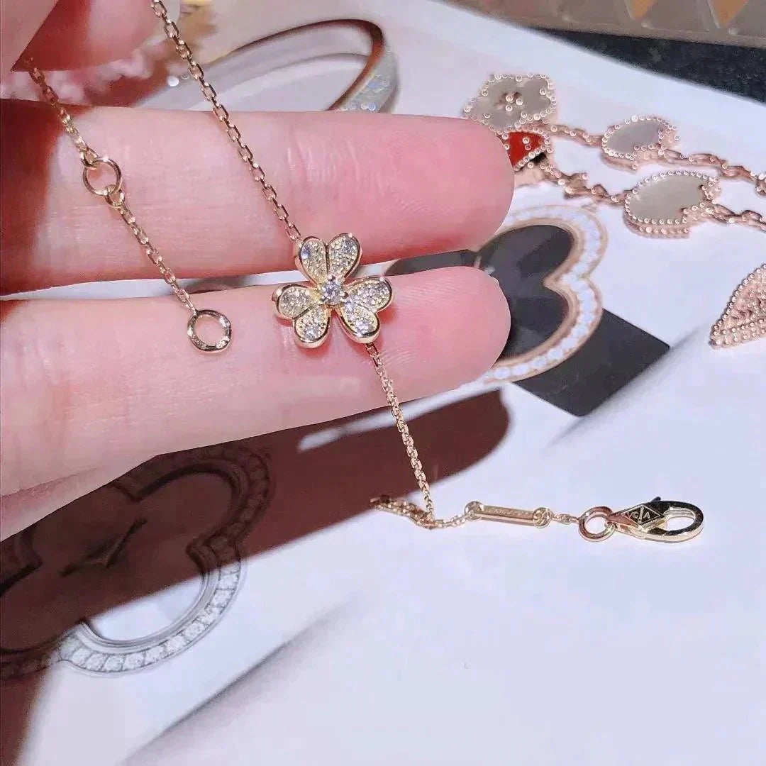 [Clover Jewelry]FRIVOLE GOLD BLUMEN DIAMANTEN ARMBAND