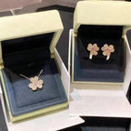 [Clover Jewelry]FRIVOLE ROSE GOLD FLOWER DIAMOND NECKLACE