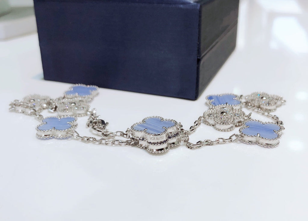[Clover Jewelry]CLOVERS THE 10-MOTIFS CHALCEDONY DIAMONDS SILVER NECKLACE